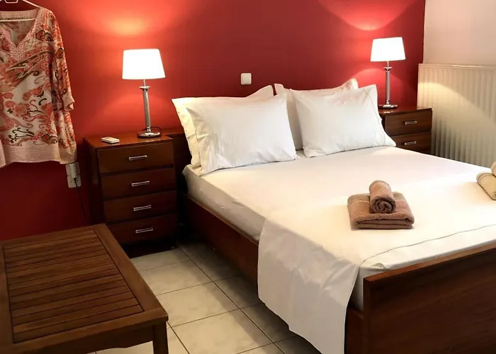 Rosy's House With Amenities Near Chania Ханья