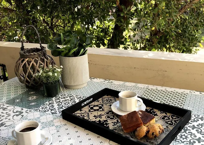 Дом отдыха Rosy's House With Amenities Near Chania Ханья