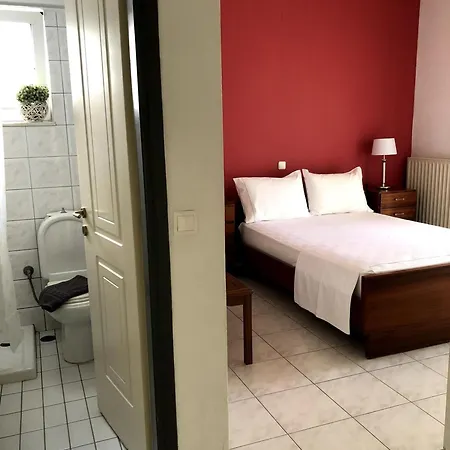 Rosy's House With Amenities Near Chania Будинок відпочинку