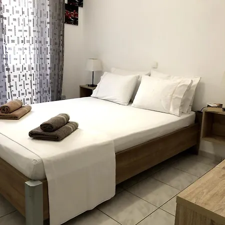 Rosy's House With Amenities Near Chania * Chania (Crete)